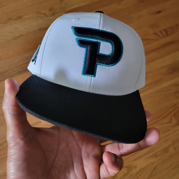 Snapback Hats - Picture 1 of 3